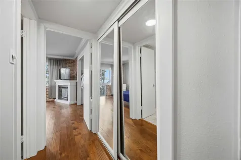 3600 Montrose Boulevard 304 Houston TX 77006