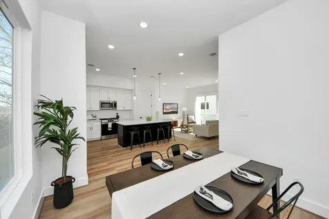 4804 Elysian Street A Houston TX 77009