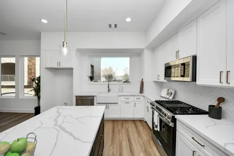 4804 Elysian Street A Houston TX 77009