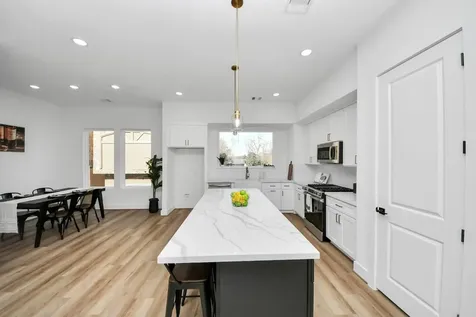 4804 Elysian Street A Houston TX 77009
