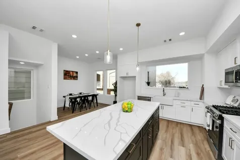 4804 Elysian Street A Houston TX 77009