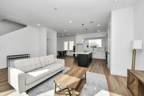 4804 Elysian Street A Houston TX 77009