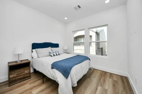 4804 Elysian Street A Houston TX 77009