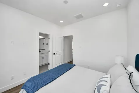 4804 Elysian Street A Houston TX 77009