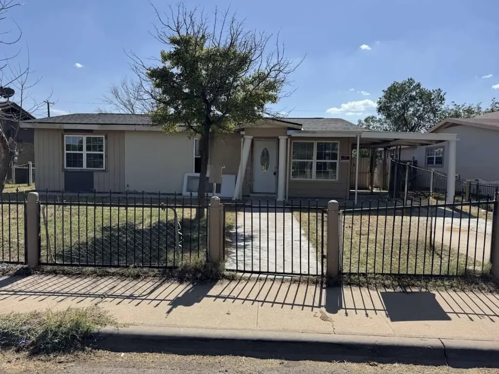 1208 Oak Avenue Odessa TX 79763