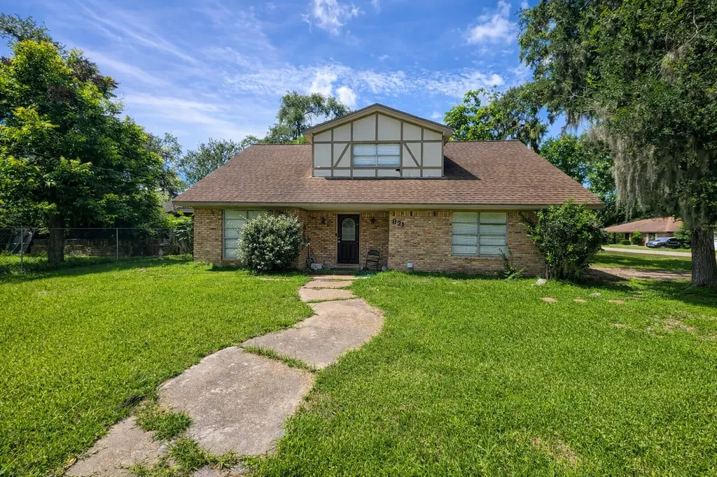 821 Mulberry Lane Brazoria TX 77422