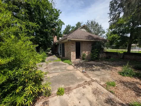 821 Mulberry Lane Brazoria TX 77422