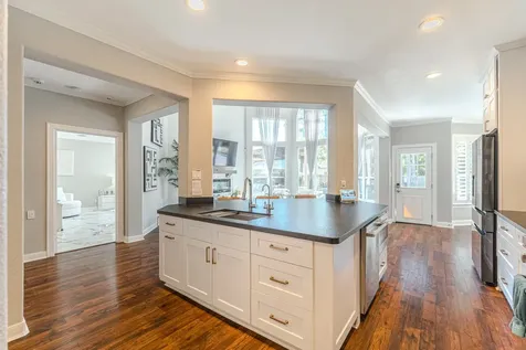 2 Graylin Woods Place The Woodlands TX 77382
