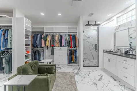 2 Graylin Woods Place The Woodlands TX 77382