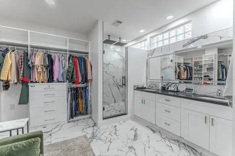 2 Graylin Woods Place The Woodlands TX 77382
