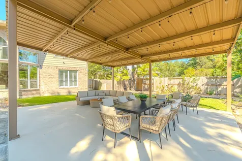 2 Graylin Woods Place The Woodlands TX 77382