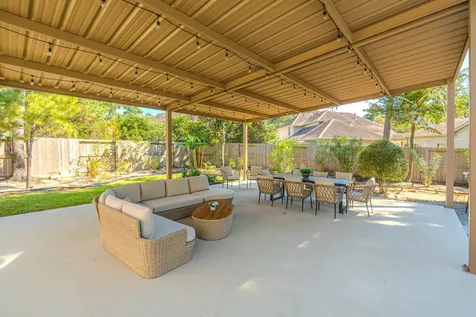 2 Graylin Woods Place The Woodlands TX 77382