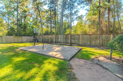 2 Graylin Woods Place The Woodlands TX 77382