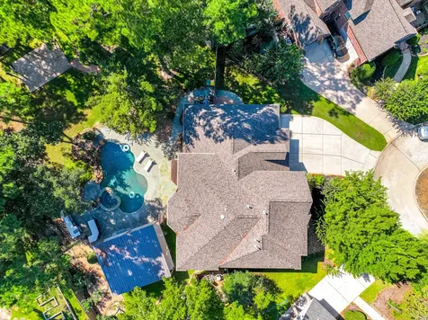 2 Graylin Woods Place The Woodlands TX 77382