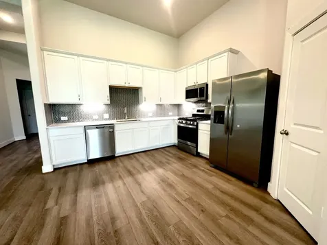 236 Woodhaven Drive West Columbia TX 77486