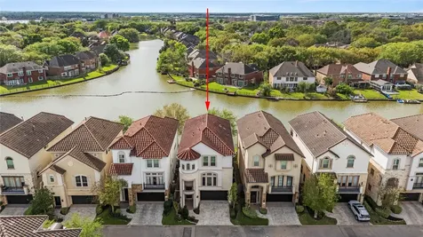 1006 Old Oyster Trail Sugar Land TX 77478