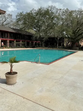5217 Arboles Drive M Houston TX 77035