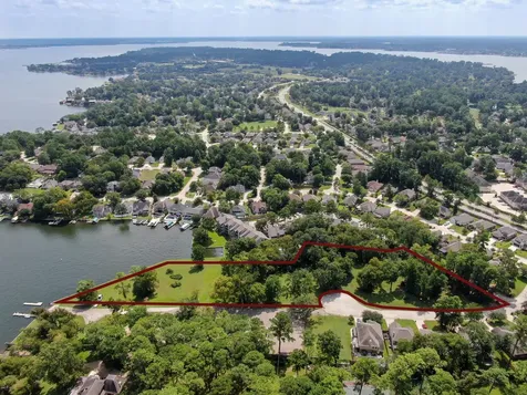 3.4 Acres Waterfront Aspen Dr Walden Montgomery TX 77356