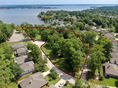 3.4 Acres Waterfront Aspen Dr Walden Montgomery TX 77356