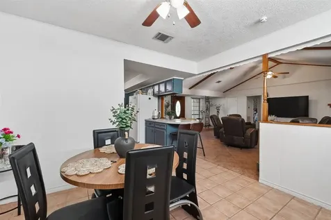 621 Elsbeth Street Channelview TX 77530