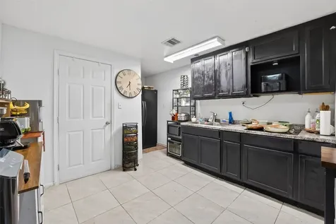 621 Elsbeth Street Channelview TX 77530