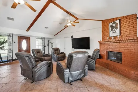 621 Elsbeth Street Channelview TX 77530