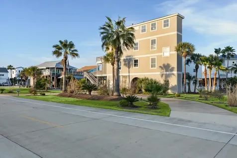 1854 Tiki Drive Tiki Island TX 77554