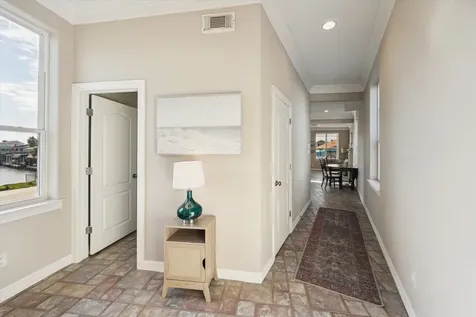 1854 Tiki Drive Tiki Island TX 77554