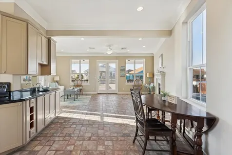1854 Tiki Drive Tiki Island TX 77554
