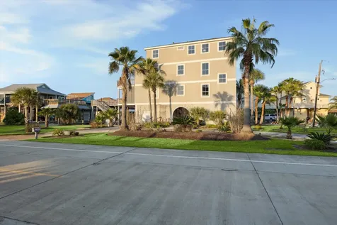 1854 Tiki Drive Tiki Island TX 77554