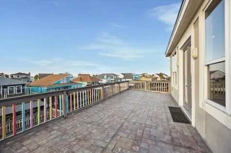 1854 Tiki Drive Tiki Island TX 77554