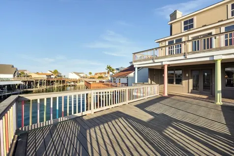 1854 Tiki Drive Tiki Island TX 77554