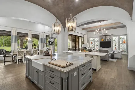 5 Willowcreek Ranch Road Tomball TX 77377