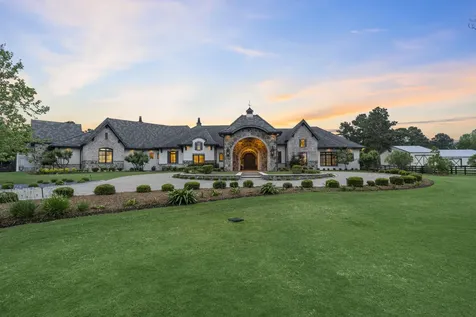 5 Willowcreek Ranch Road Tomball TX 77377