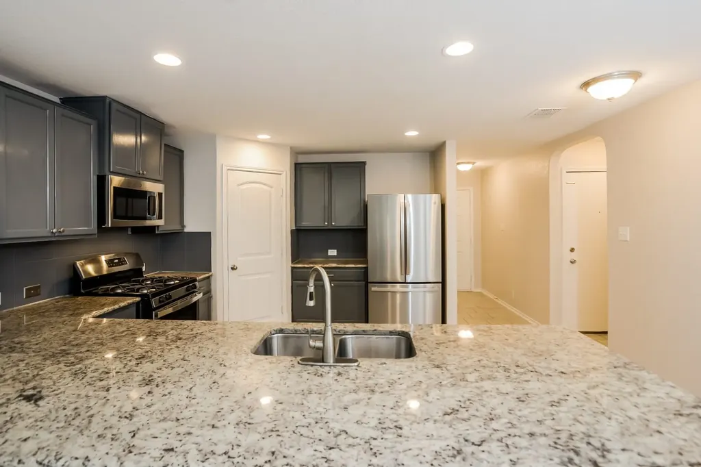 15121 Cinnamon Teal San Antonio TX 78253