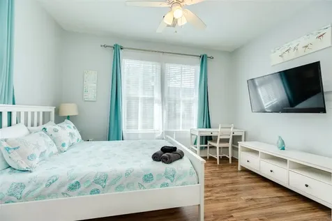 1516 37th Street Galveston TX 77550