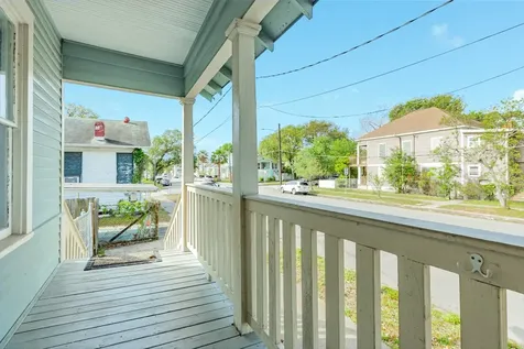 1516 37th Street Galveston TX 77550
