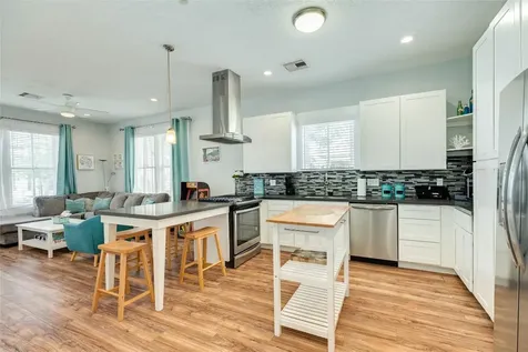 1516 37th Street Galveston TX 77550