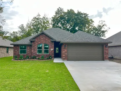 1031 S Anderson Street Angleton TX 77515