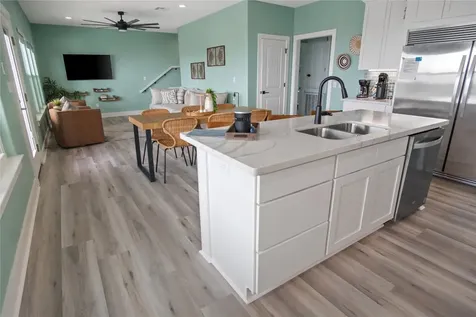 812 S Crystal Beach Road Crystal Beach TX 77650