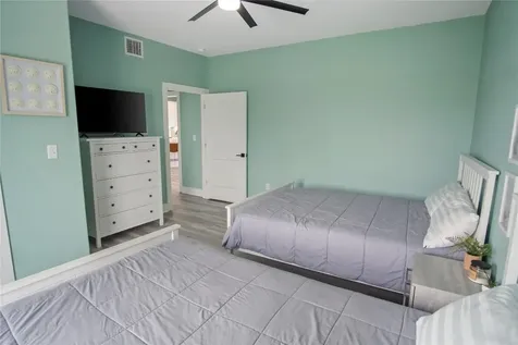 812 S Crystal Beach Road Crystal Beach TX 77650