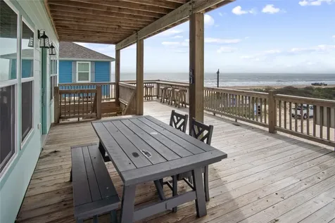 812 S Crystal Beach Road Crystal Beach TX 77650