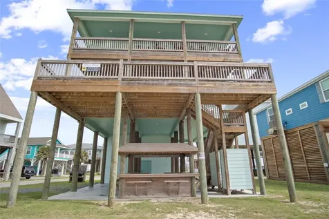 812 S Crystal Beach Road Crystal Beach TX 77650