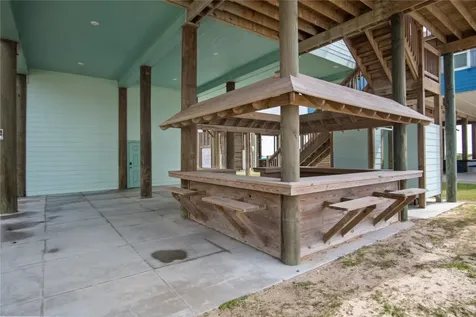 812 S Crystal Beach Road Crystal Beach TX 77650