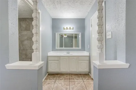 6510 Trail Valley Way Houston TX 77086