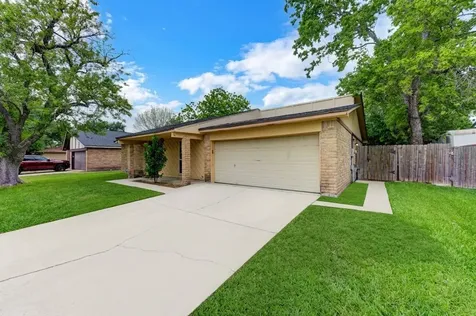 6510 Trail Valley Way Houston TX 77086
