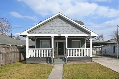 608 Archer Street Houston TX 77009