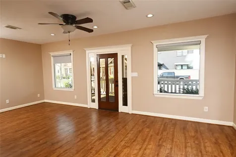 608 Archer Street Houston TX 77009