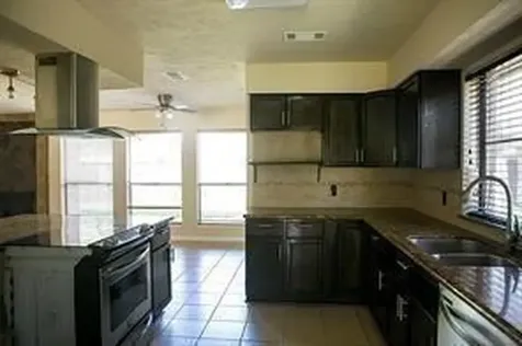 2907 Colonial Drive Sugar Land TX 77479