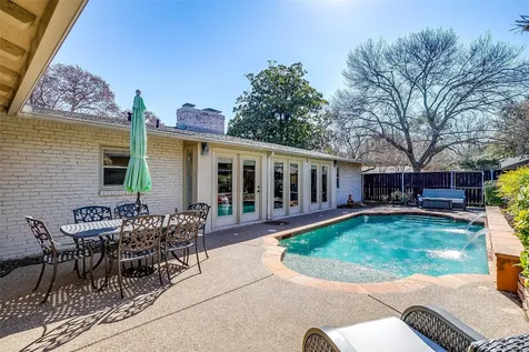 2608 Hartwood Drive Fort Worth TX 76109